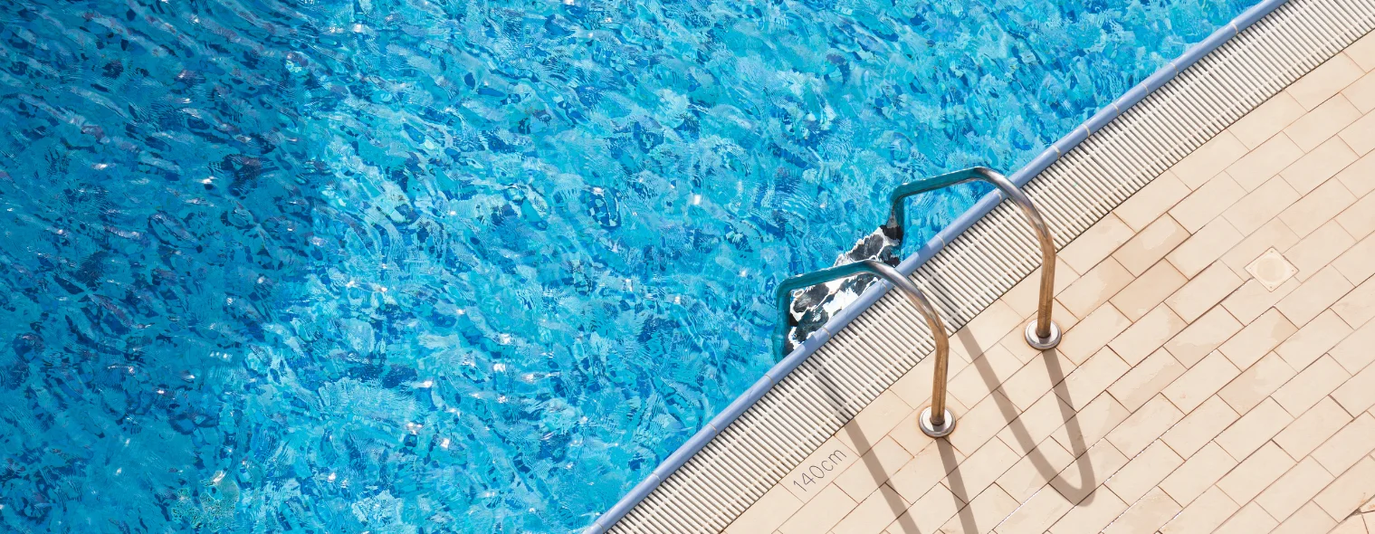 Sparkling Toorak pool reopened for spring after winter cleaning